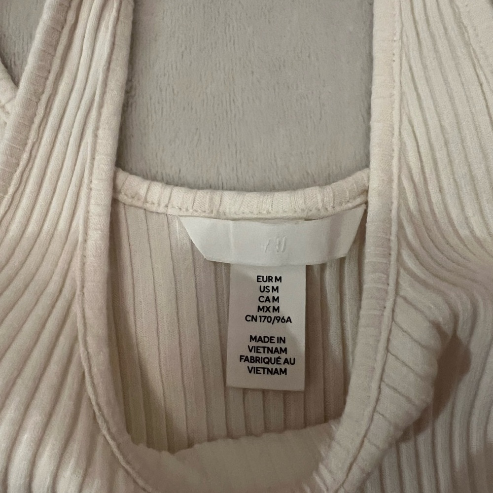 H&M Beige Ribbed Tank Top - Picture 2 of 2